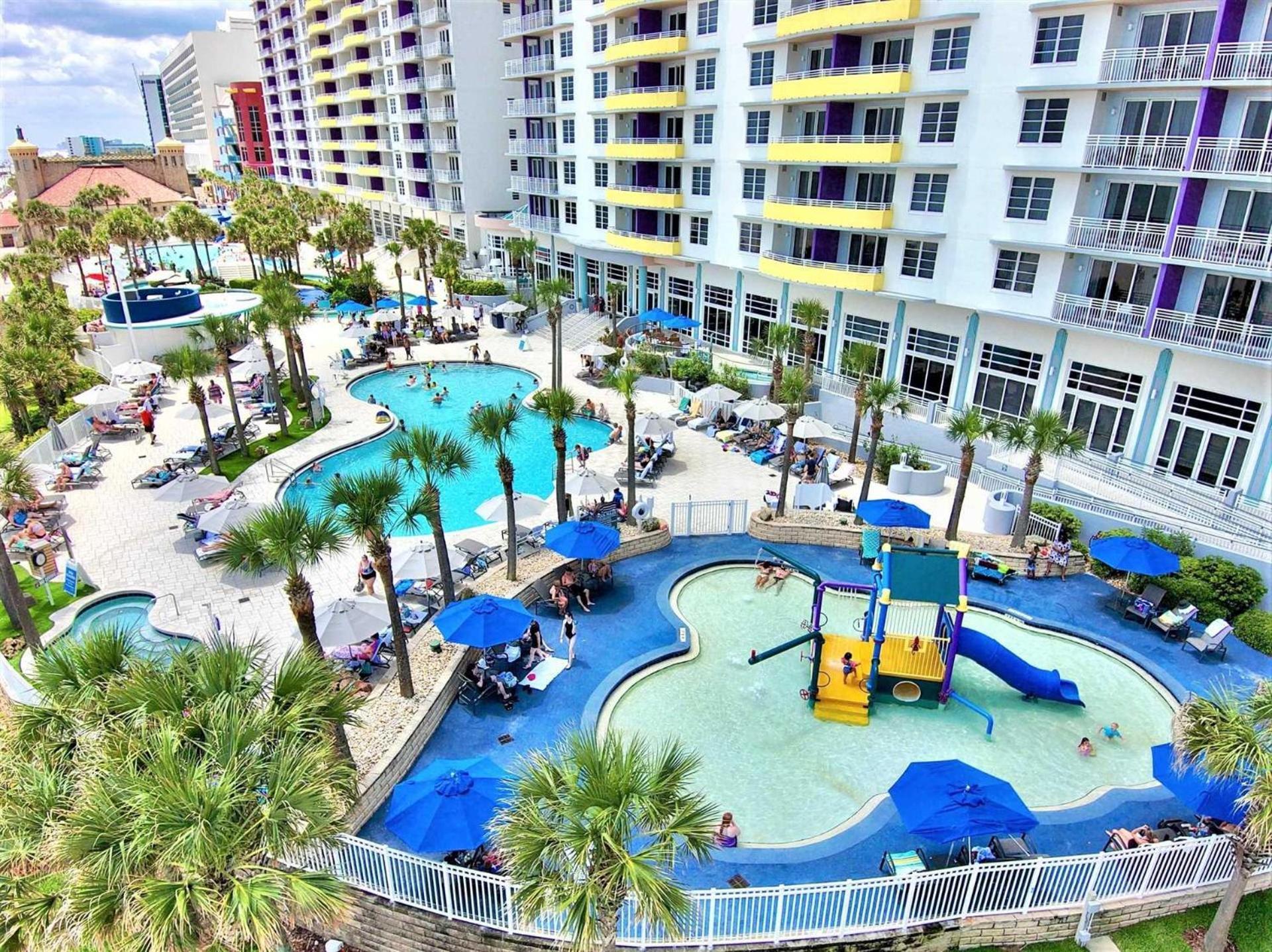 Luxury 20th Floor 2 Bedroom Direct Oceanfront Daytona